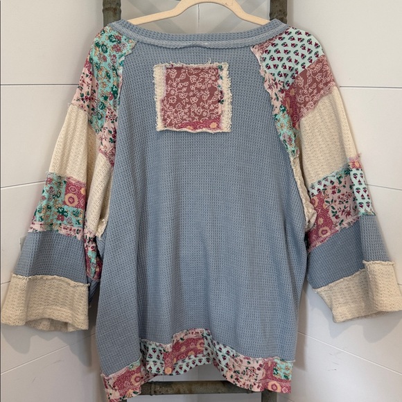 NEW 48 hr preview price : POL Patchwork Peace Sign Top - Blue and Pink - Picture 5 of 6